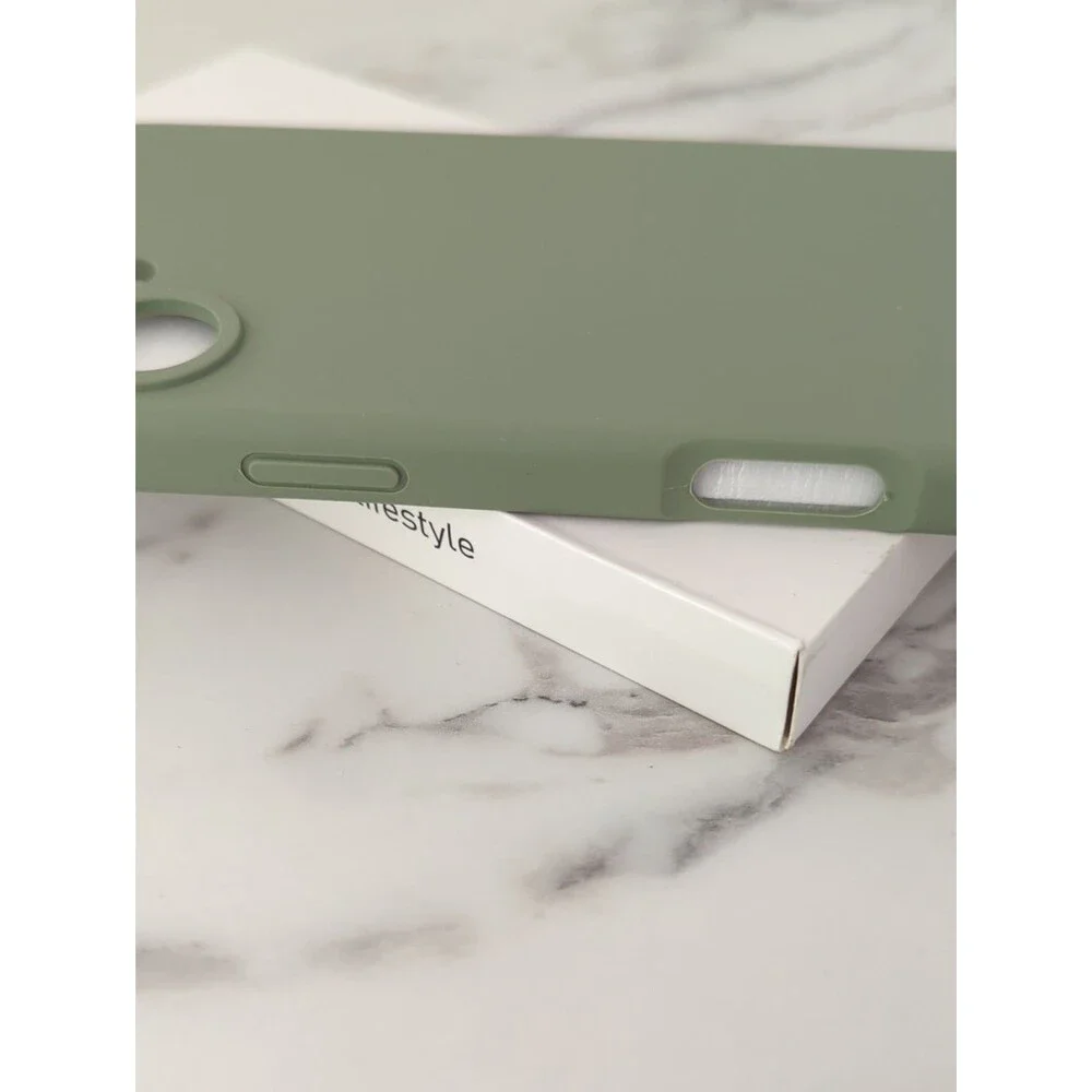 iPhone 16 Plus Khaki Green Case With Screen Protector